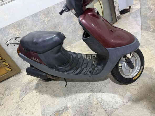 دراجه بطه للبيع نظيفه مكينه مفتوحه مره كله اصلي وبلاد 
السعر 350 
*********** 
مكاني سماوه
