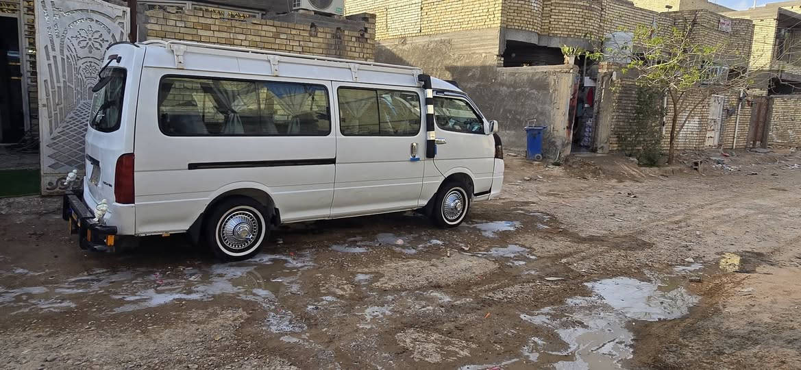 *********** السلام عليكم اجوان جنبي ناصي موديل 14 جيرو مكينه فتون سياره جاهزه من كل شيء حداديه تخم تاير من كل شيء جاهزه السياره اريد مراوس بسياره صغيره
