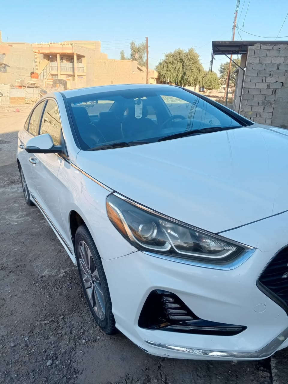 بلاش جوه السوك السلام عليكم سوناتا 2018 شكل 19 سبورت فول بغداد دولي
سوناتا حادث يم الرقم الخلفي وبيها جاملغ وبنيد رش اثر طخه بسيطه كلش بدون ايرباك وبيها شويه صبغ اثر تشليع ناشر السونار وصورها قبل الصبغ السياره ورد مكينتها ٢٤٠٠ جي دي اي 
فوال مواصفات 
بصمه 
فتحه
شاشه كامرا 
ويلكب سجين
حساسات خلفيه لدات خلفيه
رادارات جانبيه
جلد هيترات كشن كهرباء
دبل صالنصه
سعرها ١١٧ بيها شي مجال والله ماكو هيج سعر الشراي يجي مو يكلي امسح المنشور مكاني ديالى
***********
