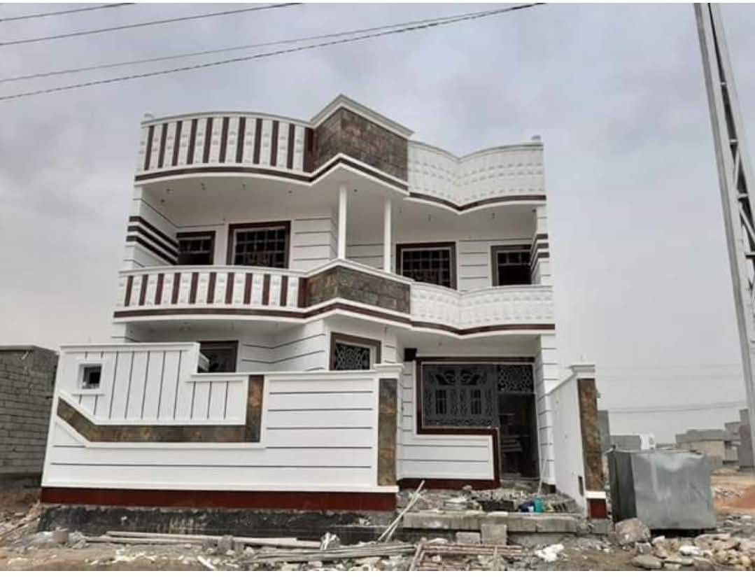 *🏠 بيت طابقين للبيع - القادسية الثانية  قرب الكورنيش وشارع 30*
*الموقع والتفاصيل:*

- *الموقع*: القادسية الثانية - قرب الكورنيش وشارع 30

- *المساحة*: 205 متر²  *النوع*: زراعي مرقم بلدية

- *عرض الشارع*: 7 متر

- *البناء*: جديد طابقين  *الدرج*: خارجي وداخلي

*التقسيم:*

- *5 غرف نوم* 

+ *مطبخ عدد2 * 

+ صحيات داخل وخارج وطابق الثاني **

- *استقبال + هول + كلدور*

ـكراج *

*السعر:* 125  مليون 

بيت جديد مساحة كبيرة 205م، 5 غرف، درج خارجي وداخلي، موقع مميز بالقادسية الثانية ✅

*للاستفسار والمعاينة تواصل ***********
