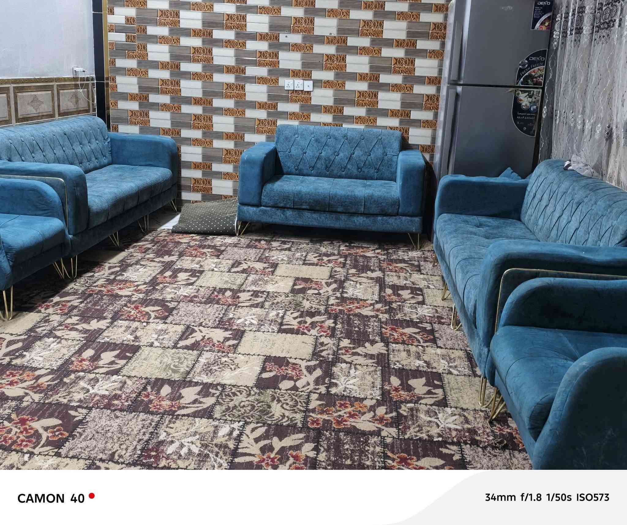 تخم تركي نضيف
كلش 5 قطع عشر مقاعد
ب 250 وبي مجال قليل
***********
