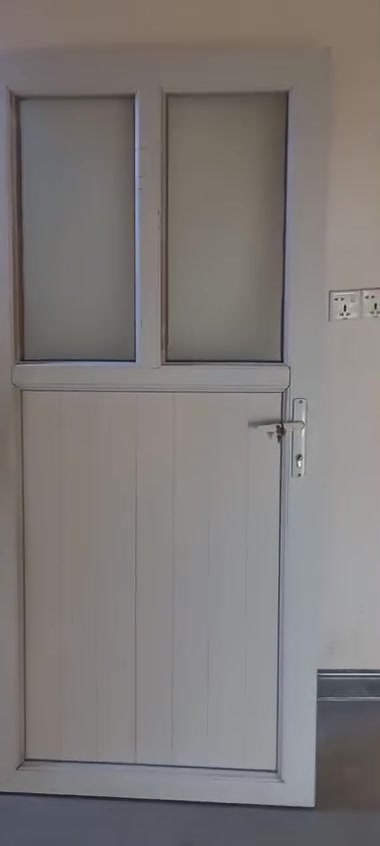 سلام علیكم  ورحمه الله بركات
باب بلاستك نضیف  
بس بدون ایتار 
مكانی كه ركوك 
***********
