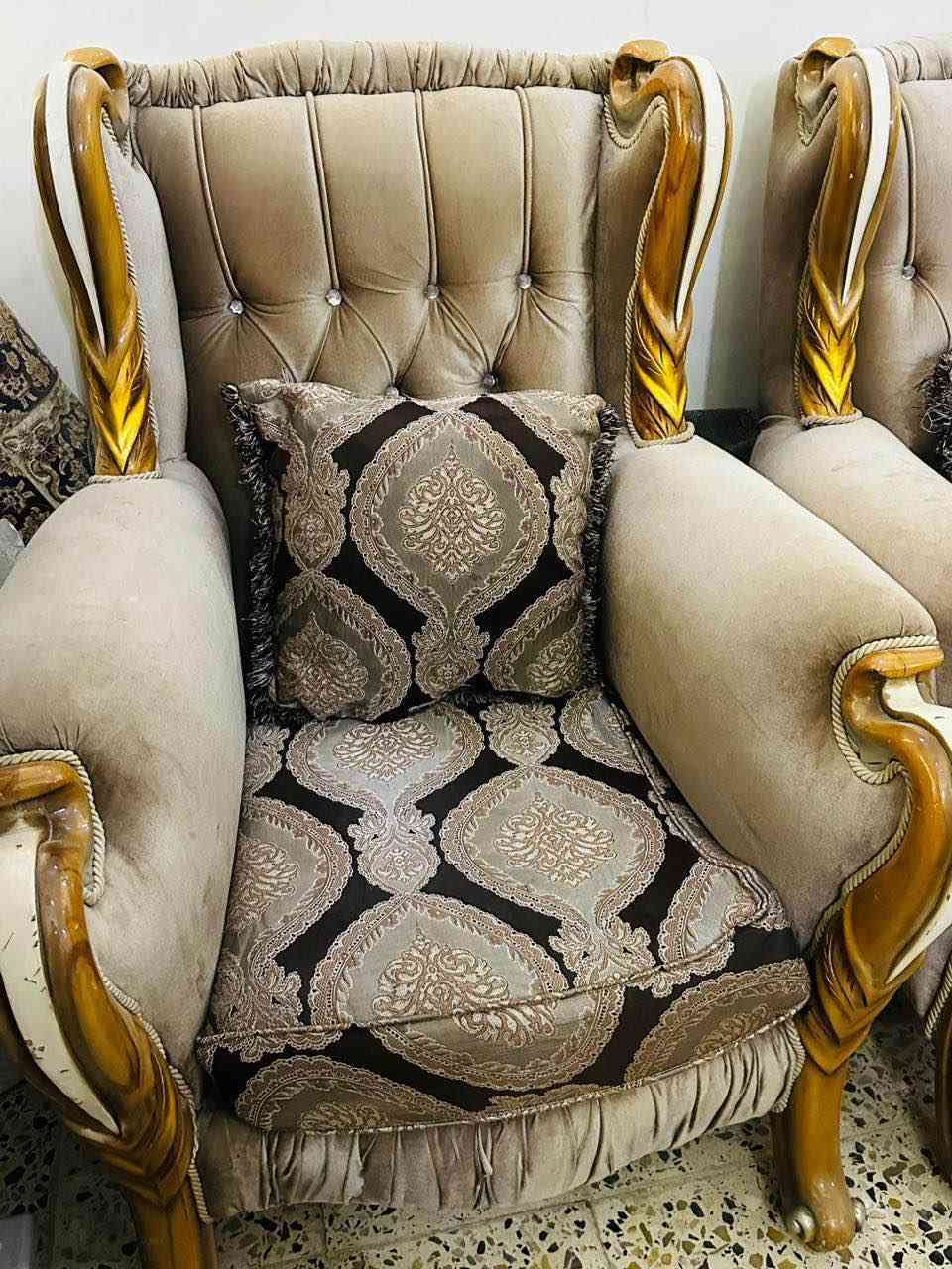 التخم ٦٠٠
البوفيه ٢٠٠ 
غرفه مليون وربع
ميز تلفزيون ١٥٠ بغداد, العراق


**إذا كنت صاحب هذا الإعلان وتريد حذفه لأي سبب، رجاءا أرسل رسالة إلى الدعم الفني**