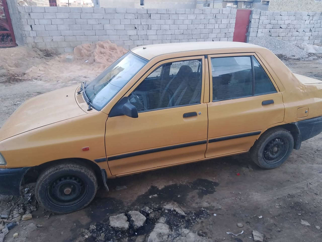 سايبا مديل 15 رقم قادسية كير مكينه حلوات تبريد نقص غاز سياره بيه جاملغ خلف السايق ومامصلح عدل فقط بيه خياسات قليله سياره حلوه هيئه ما اعرف شكد عليه غرامات مصفره العنوان الديوانية أم الخيل موبايل ***********   السعر 30 وبيه مجال
