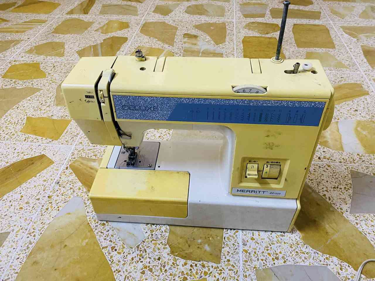 السلام وعليكم مكينت خياطه لالبيع او ڤر 15نقشه بيه التواصل عل رقم ***********
