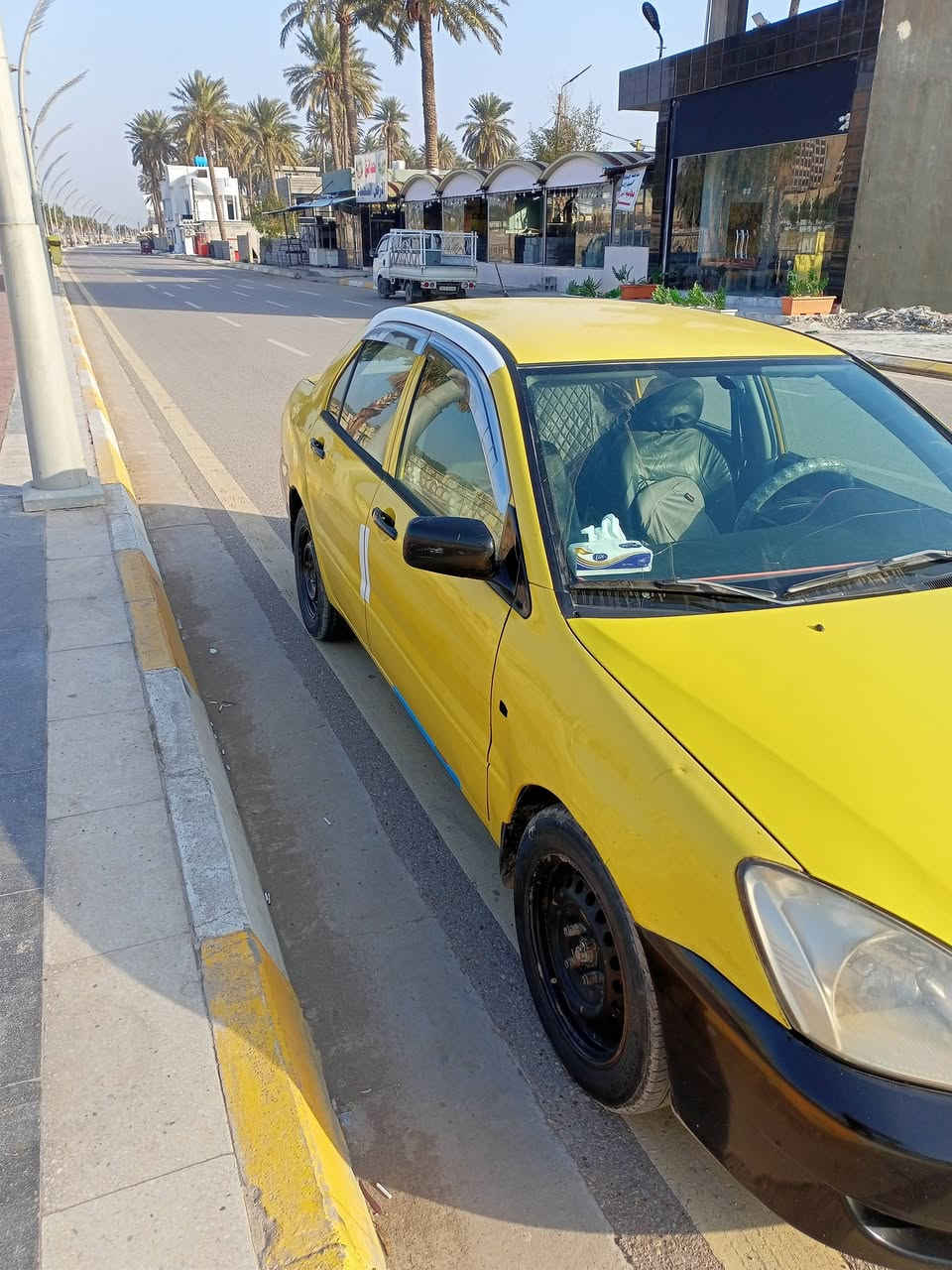 لانسر موديل ٢٠١٠كير محرك حاوية ٢٠٠٠صدر جديد تخم تاير جديد باتري جديد دوشمة جديدة رقم ديالى بسمي سنوية ٢٠٣١هزه جديده مصغرة هيئة وغرامات مرورية رقم انكليزي ماناقصها شيء شغل واطلع للشارع اشتغل على باب الله عنواني بعقوبة الرحمة رقمي  ***********
