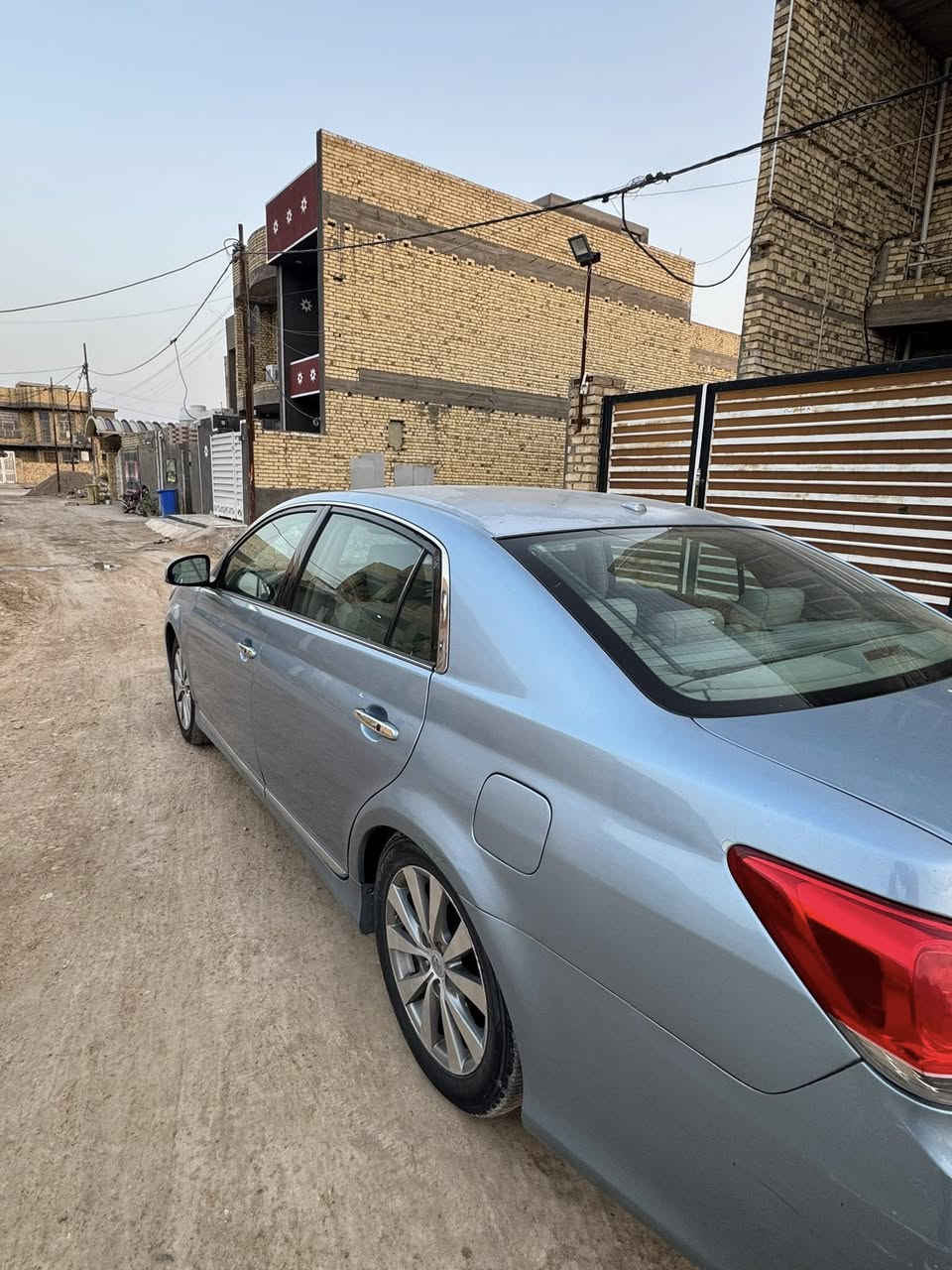 السلام عليكم 
افلون 2011 امريكي فول مواصفات ضرر امريكا جاملغ خلف السايق مصبوغه حزام جمالية كير ومحرك مكفول ماشية 156 
 مكانها الكوت. *********** 
السعر 135
