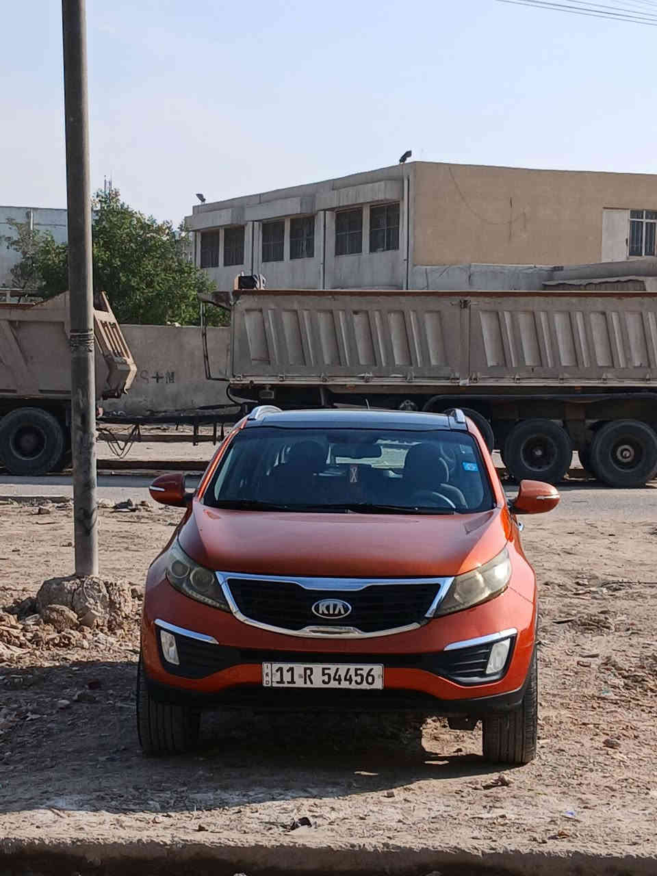 السلام عليكم
للبيع كيا سبورتج ٢٠١٤ خليجي بانوراما فتحة سلايد روف 
تخم تاير ضرر الجاملخ صفحة السائق فقط 
باسمي السيارة السعر ١٤٧ ورقة وبيها مجال باقي التفاصيل بالسونار
***********
***********
