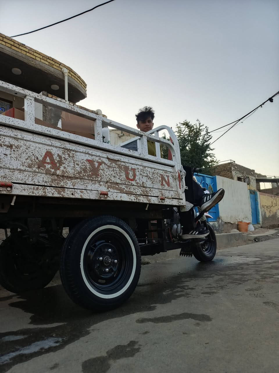 السلام عليكم شباب ستوته للبيع جاهزه من كلشي تخم تايرات ماصار يومين من شادهن كهربائيات طگ شلع شغاله مكينه مامفتوحه مديل 2018 يعني اكفلكياها كفاله من اي خلل بيه 
السعر مليونين و50 وبيه مجال للطيبين
للأستفسار ***********.
