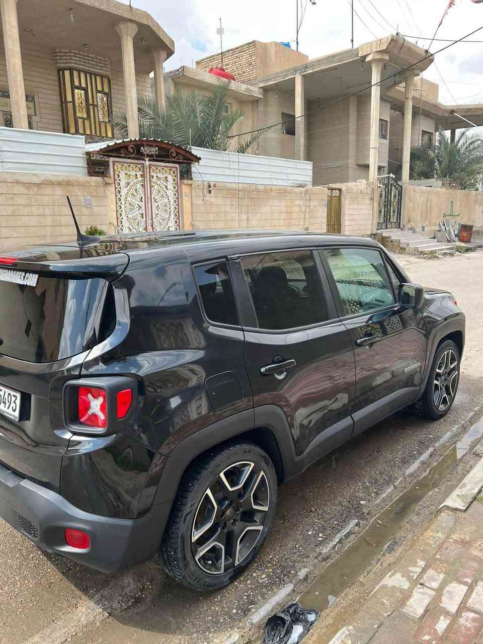 جيب رينكيد 2021 
مرقم قادسية حره 
حادث جاملغ وطرف البنيد فقط بدون عابر 
١٣٠ $ وبيها مجال

*********** السماوا, المثنى
