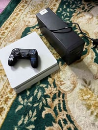 بلي 4 مهكر نضام ٩..1تيره نضافه 100.100 ملحقاته جوستك وحده اصليه يوبيس ...