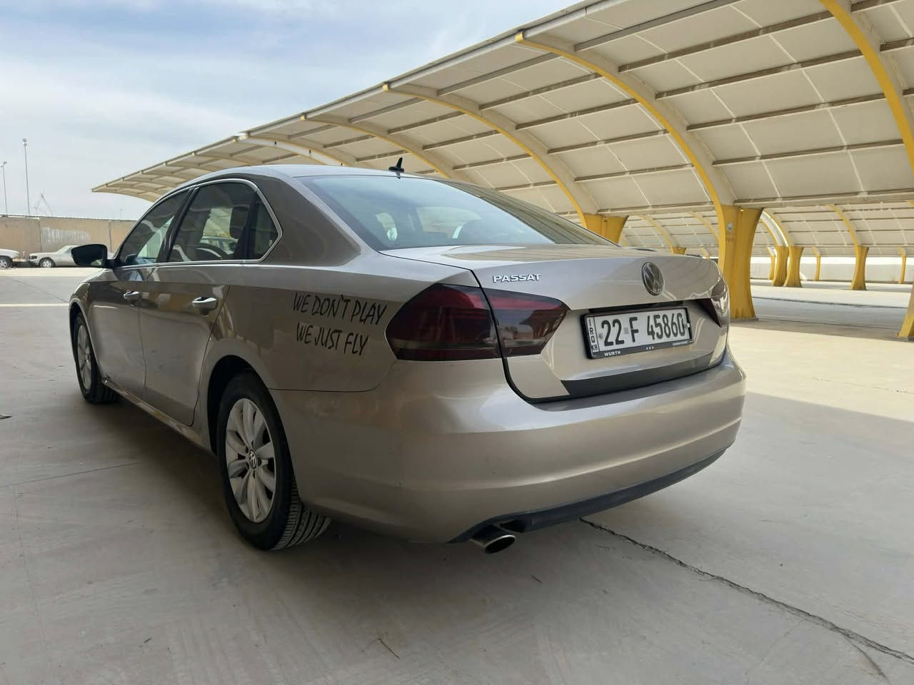 باسات خليجي 
موديل 2015 
بيها قطعين بخ  فقط بدون ضربه 
سباره بدون نواقص جاهز من كلشي 
كير محرك شرط 5 بستن 
سياره مال بيت بسمي سياره تحويل ثاني يوم 
مكان سياره كركوك 
سعر 142 وبي مجال بسيط 
للستفسار اكثر خاص او اتصال 
***********
