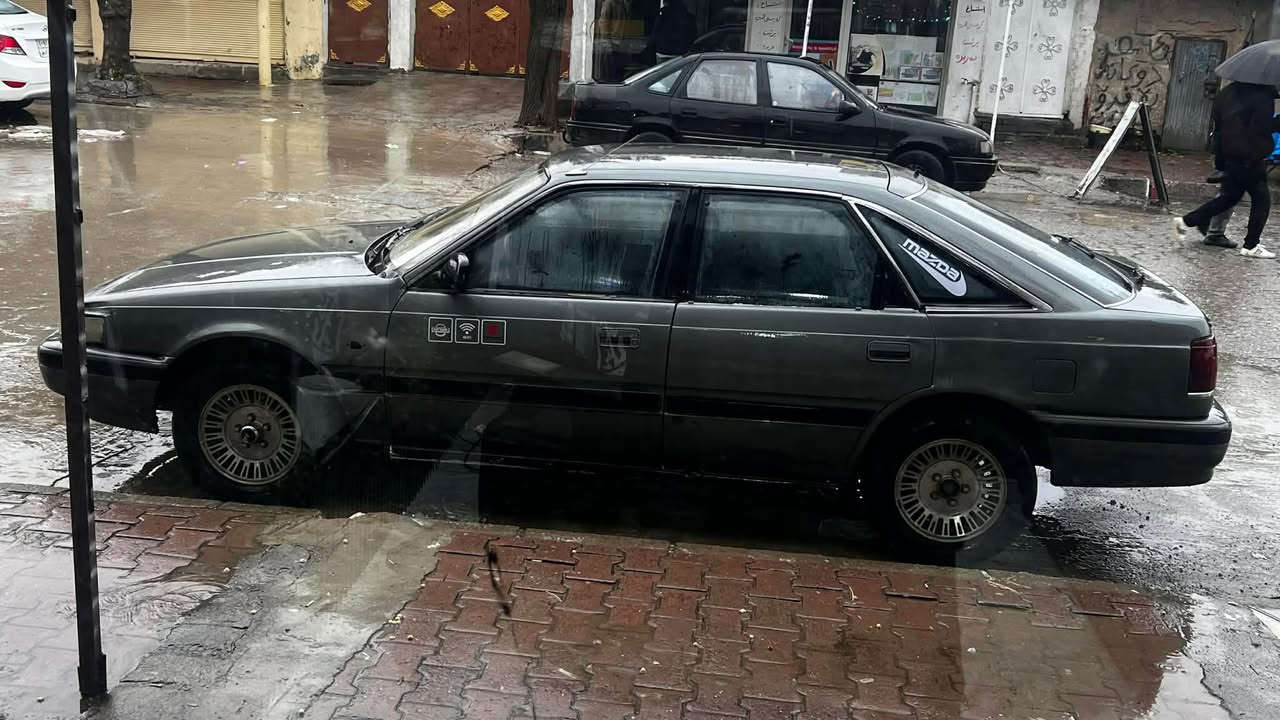 مازدا 1989 ئاڕم پلاستیک سلێمانی ئاڕم و ئەوەلیات مووس بڕاوە گێڕ و مەکینە تەقە وڕەقە هەموو گیانی بەشەرت کارەبای کامل ئیش دەکات چوارتایەی تازەی لەژێرە ، 
نرخ 22 گەڵاو معامەلە
شوین بازیان 
ژ.ت*********** Singapore
