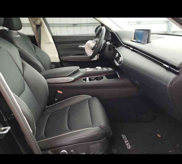 السلام عليكم 
جنسيز Gv70 بدون صبغ وتبديل حادثها كسر بالدعامية طاك ايرباك ستيرن وراجع بلادي بدون مسج بدون كلوب بالدشبول فول عدا المساج والداتشو ٢٥٠٠ تيربو ٢٠٢٢ ماشية ٤٢ مايل هزة فحص جديد وباج تضليل سنه سعر ٣١ $

***********
