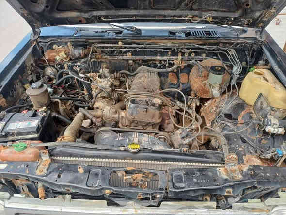 سلام عليكم للبيع بيكم نيسان مديل 92 بغداد الماني راعيه متوفي تحويل ماكو سنويه عضم عاج ساقطه ب 19 كير مكينه خير من الله المكينه لا صرف ولاتبخير فقط دخانه بالصالنصه بسيطه  
السعر 17وبيه مجال للشراي المكان بغداد الشعب ***********
