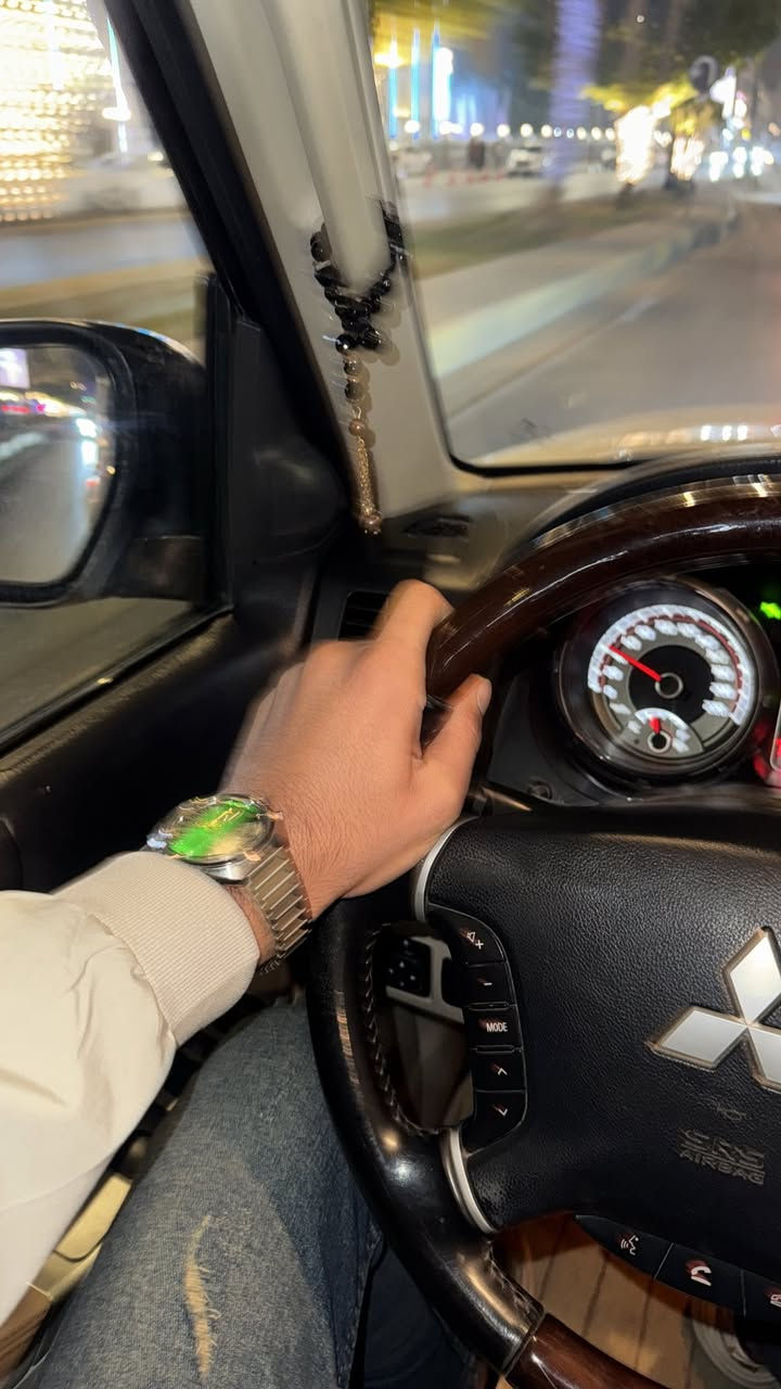 للبيع باجيرو ٢٠١٥.  فول حبتور كفاله عامه حته  حته الدعامات ماشيه ١٠٣ سبير ما نازل تخم تاير جديد مكينه ما مفتوحه مكان نجف ***********
