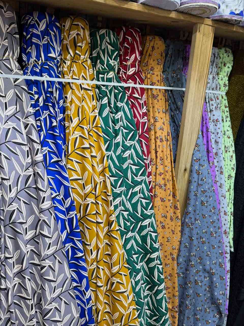 جديد جديد 
كشمير ايطالي سيلين خامه ثقيله 
البيع جمله        مفرد 
اقل كميه للجمله ١٠ قطع 
توصيل جميع مناطق كربلاء ب ٣٠٠٠ وجميع محافظات العراق ب ٦٠٠٠ 
للاستفسار مراسلت البيج او واتساب ***********
