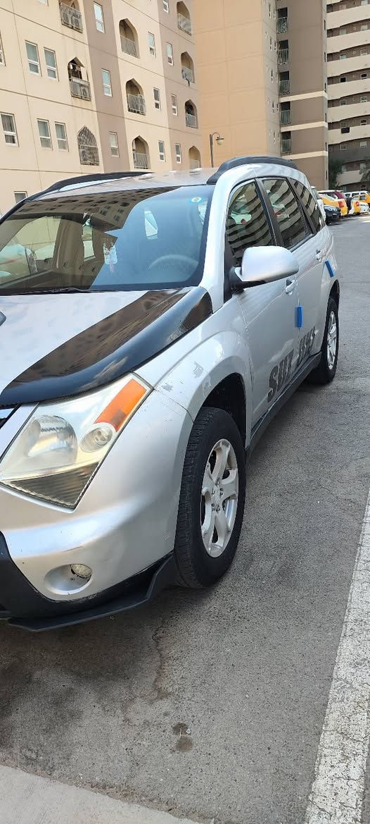 التفاصيل داخل الصور
