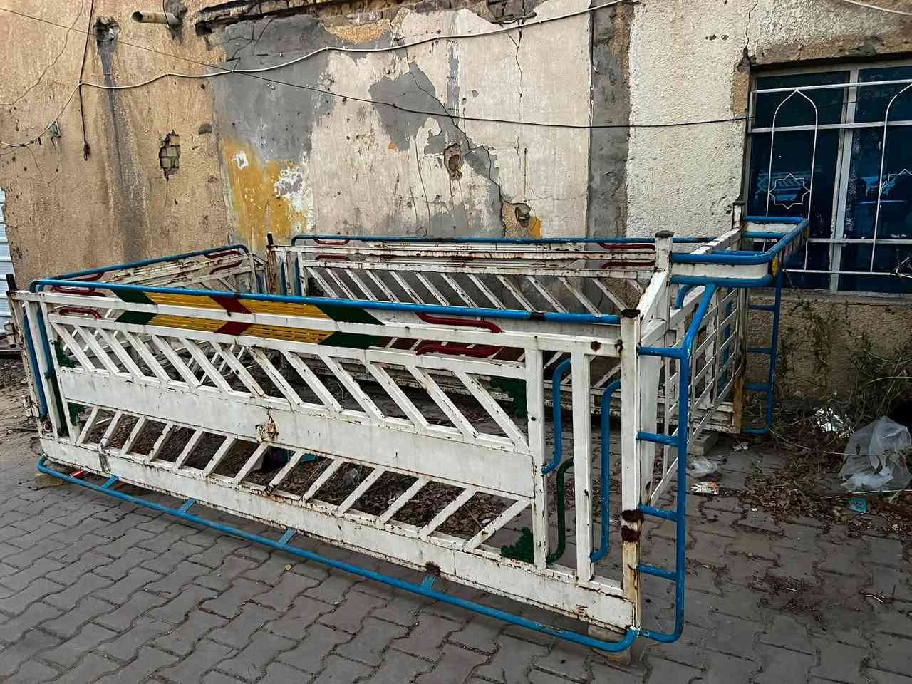 محجر كيه فحل للبيع سعره 500الف وبي مجال.
استفسار:***********
