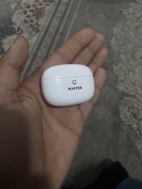 ايربود MASTER B52 • نضيفه اصليه • كربلاء