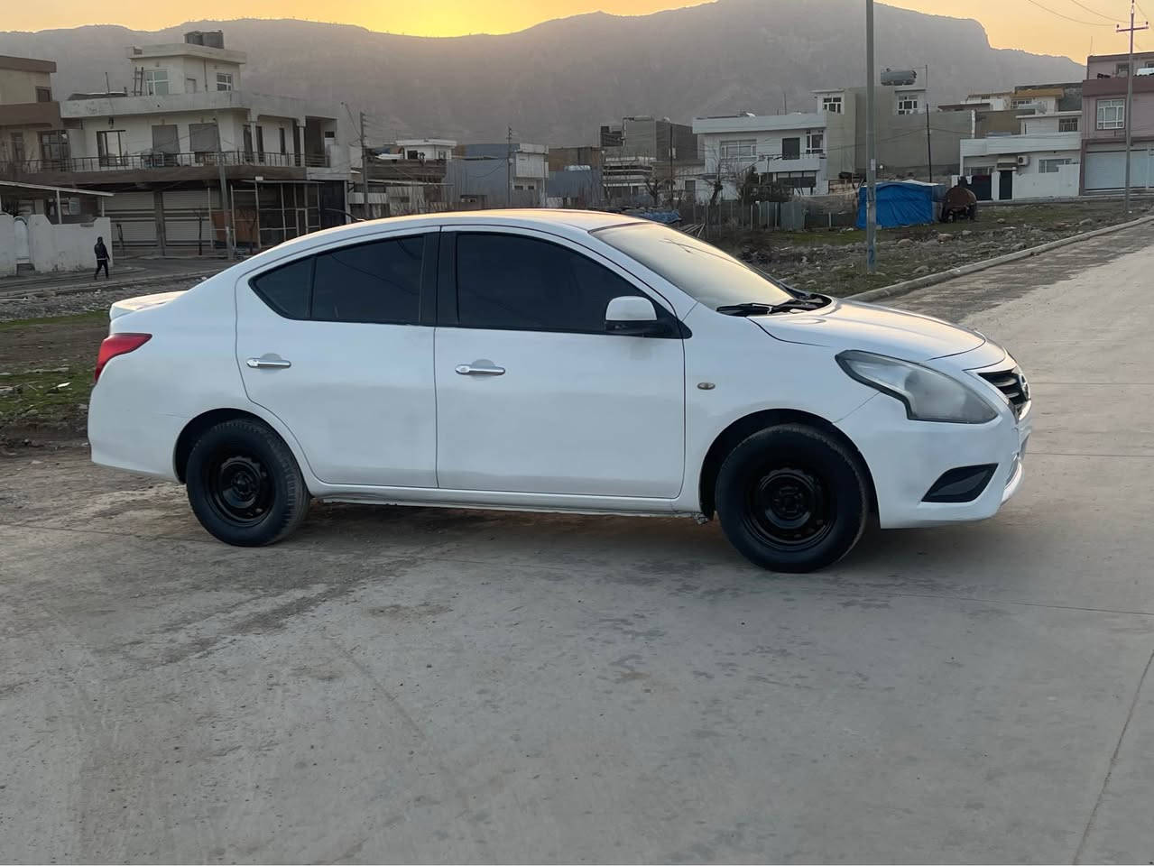 سڵاوی خواتان لێ بێت نیسان سنی لاکشمیبای مۆدیل ٢٠١٦ سەیارەکی جوان و رێک و پێکە ٥ بۆ ٦ پارچەی بۆیاغە سەقف و شانی نیەتی تۆزێک ناو گرتنی هەیە لە پێشەوە سەیارەکی بێ مەسرەفە رەقەم و سەنەوی و رێگاو ژینگە وبانی تەزەیە تا کۆتای ٢٠٢٨ بە ناو خۆمە رەقەم سلێمانیە گێڕ و مەکینە وتەحویل و وەکالە هەمووی بە شەرت سەیارەکە نرخی مناسبە بۆیە کە موشتەری نیت سەری خۆت و منیش مەیەشێنە بۆ پرسیار کردن
شوێن ڕانیە
نرخ ٨١ و کەمێک مەحامەلەی تێدایە
0751 807 6915 رانية, السليمانية
