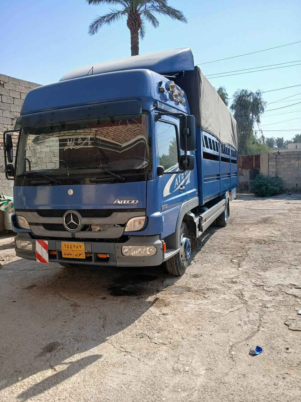 اتيكو  6برغي 4بستم مديل 2007مكفول من الصبغ وضربه كير مكينه مكفول   تبريد بلادي جام كهرباء قفل اكسل طول 675رتفاع 240سبرنك امامي  خلفي   ***********
