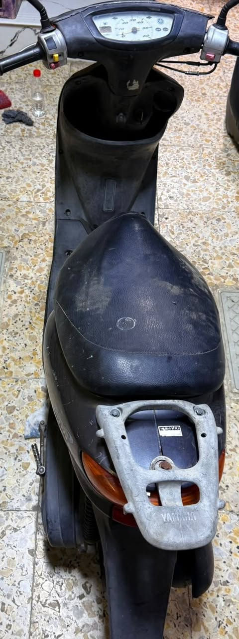 السلام عليكم دراجه عصفوريه 60 دراجه بلاديه ڪُل نقص مابيهه سلف هندر لايت اشاير قفل ستيرن قفل اكسل مكينه ناعمه كابريتر اصليه ماكو شي تجاري بيهه كلهه بلاديه 
مكاني مدينه لصدر السعر 325 
***********
