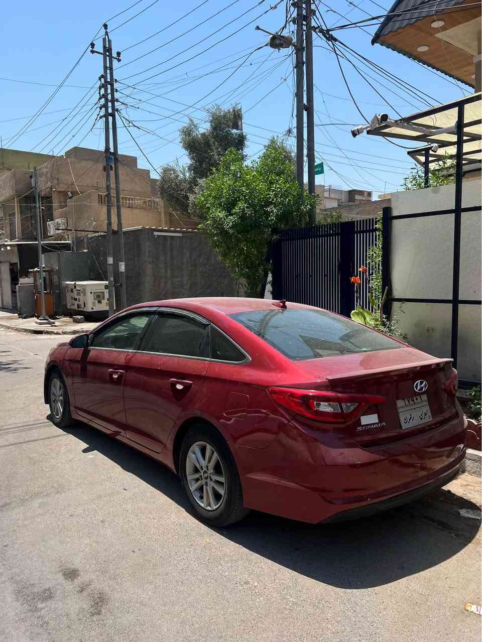 سوناتا 2015 دهوك بااسمي شرط التحويل حادثه طعجه بالجاملغ والباب ومصبوغات وهنا بيه داير الجاملغ الخلفي بي طخه ورشيته يعني 3 قطع بيه بدون دواخل بدون ايرباك مكينه 2400 مفتوحه معلي  الكازكيت يعني انسه الدوانز بانزين كله عادي صدر امامي خلفي كارتون تايرات نضاف مواصفات نص سنويه نافذه سياره جاهزه من كلشي عارضه 110 وبيه مجال بسيط بيع فقط *********** مكاني بغداد حي الجهاد بغداد, العراق

