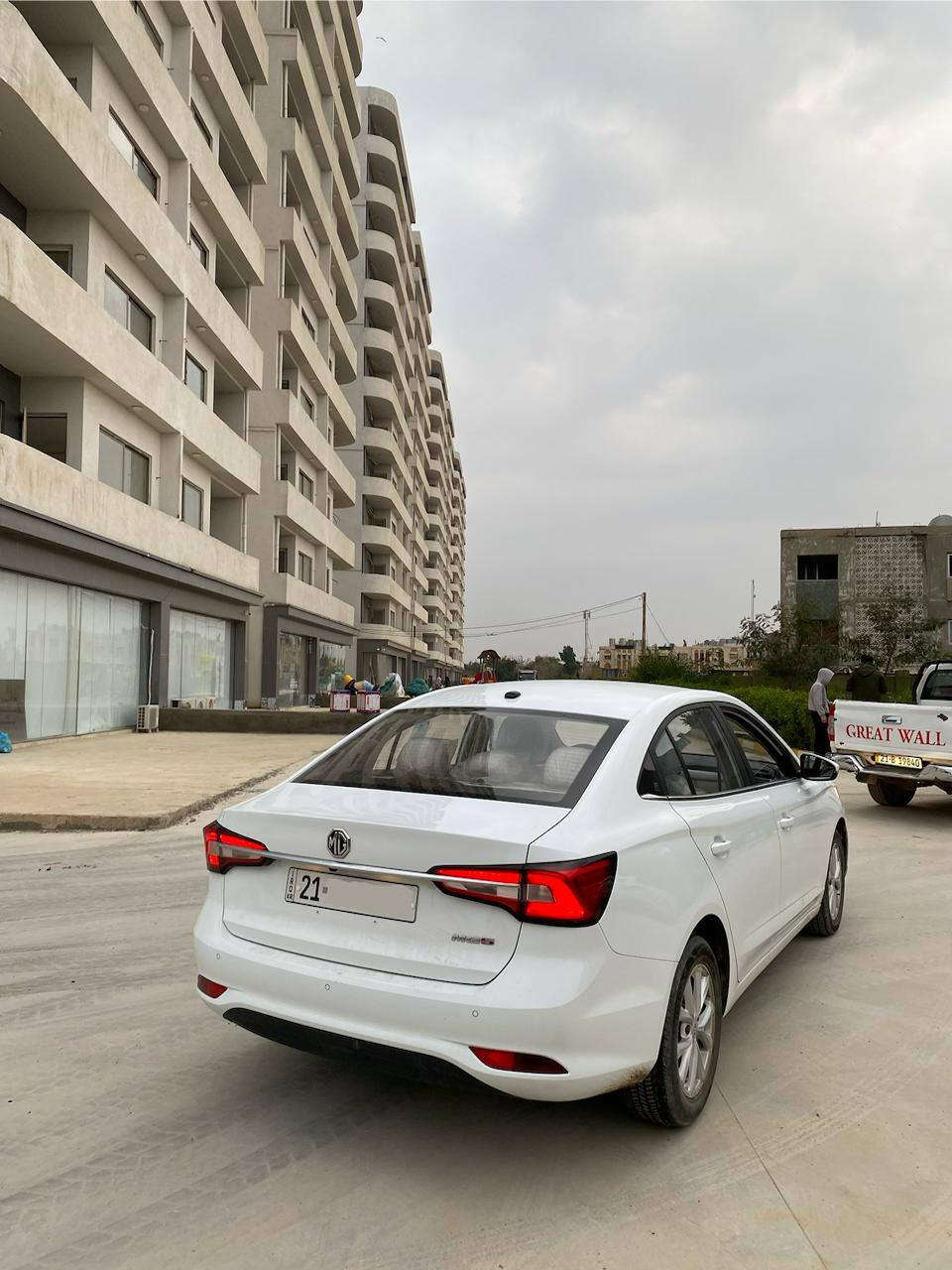 سلام عليكم
MG5 موديل 2024 مواصفات كومفورت ✅دبل بصمه 
حاسه خلفيه ✅كامره كيچ الكتروني لايتات امامي LED تحكم مرايات ✅كير اوتو + عادي ✅سياره ماشيه 13 Km اخت زيرو
شرط بدون اي تعديل و رصعات سياره جديد و استخدام شخصي 

عنوان سياره كركوك سعر فقط 115 و بيها مجال بسيط ***********📞
