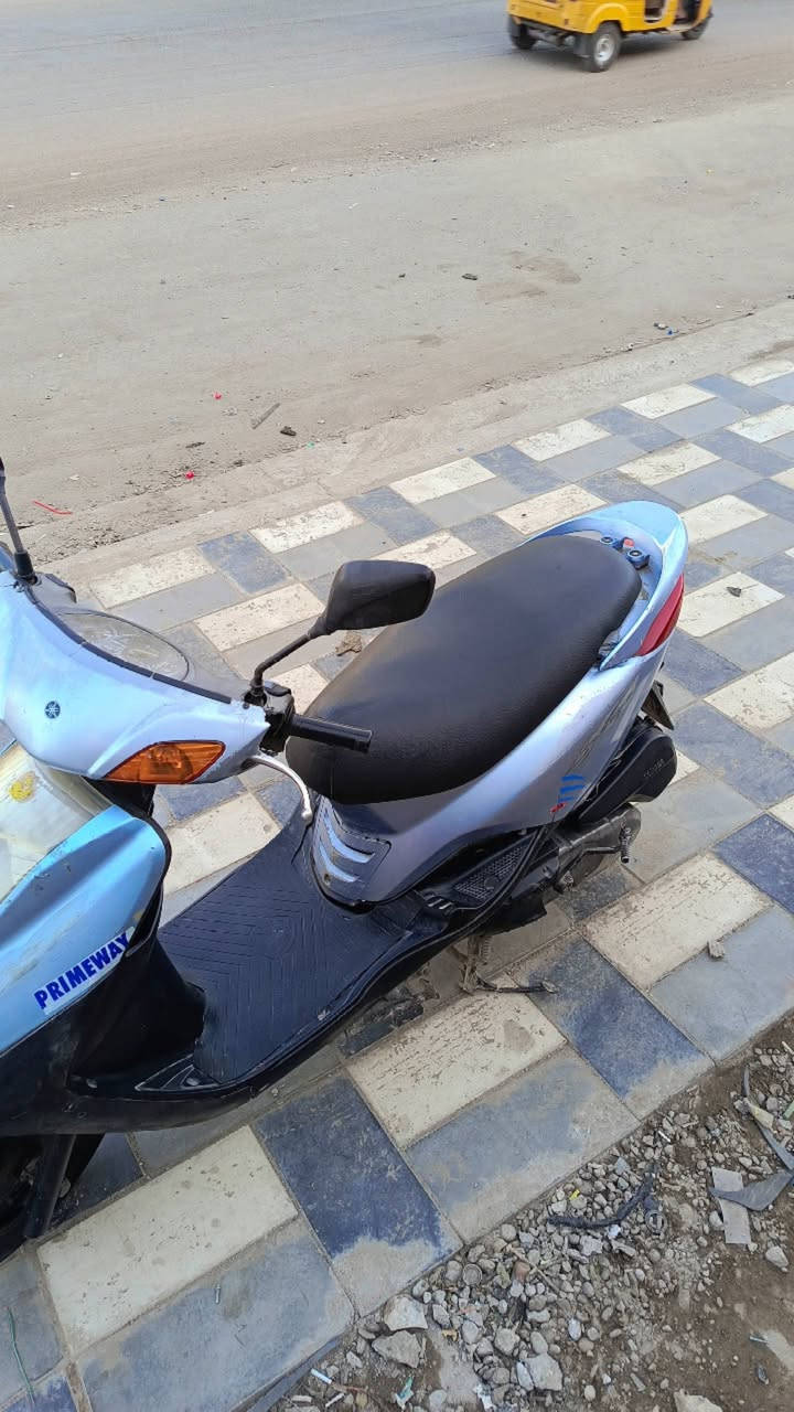 السلام عليكم دراجه كفاله عامه من كل شيء من ماكينه وما ملعوب بيها الدراجه ابد واللي يريدها رقم تليفون موجود واتساب موجود والمو شراي لا احد يطب ويعاملني رحمه لوالديكم مكان بغداد الشعب***********
