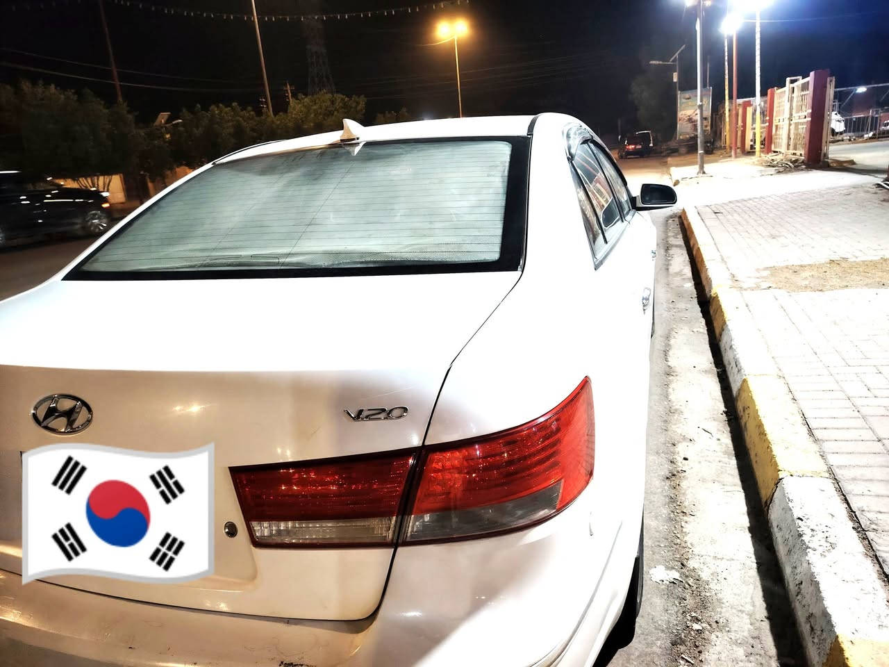 السلام عليكم
سوناتا 2009
وارد كوري 
مكينة 2400
4 دسك 
اي بي اس 
شاشه 
تحكم ستيرن 
مري شفط 
تبريد ثلج
تايرات باتري جدد
السياره فول عده الفتحه رقم اربيل بسم كردي  بيها جاملغ مصلح والباقي مكفوله كير مكينه كله
(110) وبيها مجال 
 مكاني بالنجف ***********
