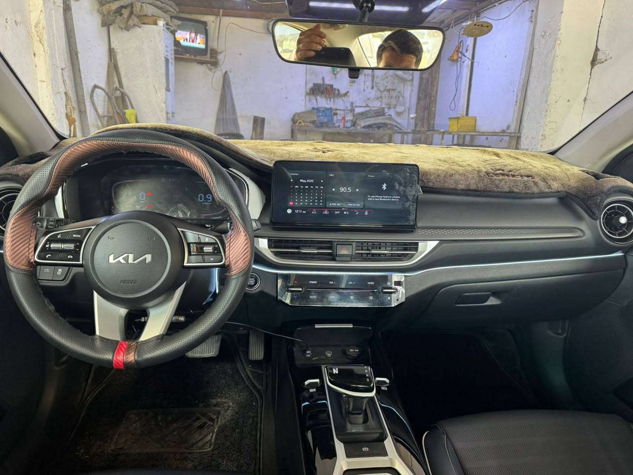 موديل 24
كفاله عامه 
فول مواصفات اشاير ترحيب فتحه بصمه 
ماشيه 38 
السعر 160 وبيه مجال 
*********** واتساب  متوفر هم
