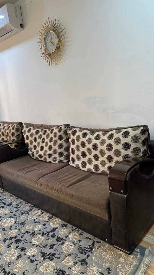 السلام عليكم تخم للبيع نظيف مابي شي السعر ٢٥٠ وبي مجال الشراي يتفضل خاص العنوان مجمع زهور بغداد السكني مستعجلين كلش عليه


**إذا كنت صاحب هذا الإعلان وتريد حذفه لأي سبب، رجاءا أرسل رسالة إلى الدعم الفني**