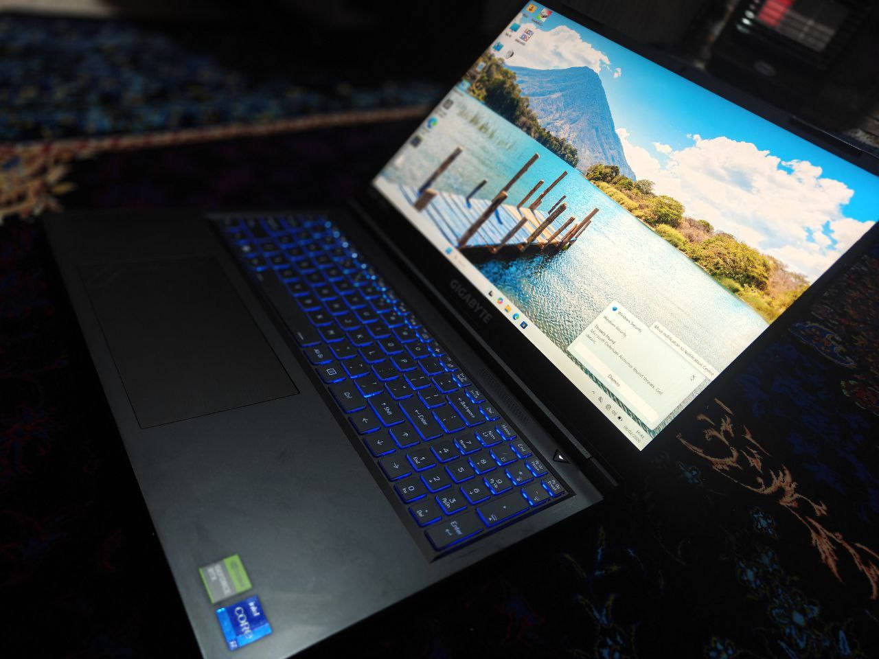 سلام علیکم ورحمت الله 

جبت لكن افضل لابتوب للالعاب واتصميم بسعر ناررر 🔥

المواصفات :-
Name Laptop : Gigabyte G6 KF  Gaming laptop
CPU : Core i7 13620h للالعاب و برمجه فوول
GPU : RTX 4060 8GB كرت شاشتها قوي جداء
Ram : 16Gb للالعاب والبرمجة فوول
hard : 1tb SSD سرعه قوية
Screen : 16 +WUXGA/FHD 165Htz شاشة قوية
نضافتها : 98%


السعر : مليون ٢٥٠ الف فقط🔥 
توصيل موجود داخل كل عراق 🚚


**إذا كنت صاحب هذا الإعلان وتريد حذفه لأي سبب، رجاءا أرسل رسالة إلى الدعم الفني**