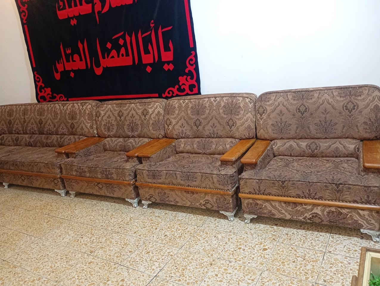 سلام عليكم تخم للبيع مستعجل وام النفرين بس السير فالت مابيهه شي للاتصال ***********
