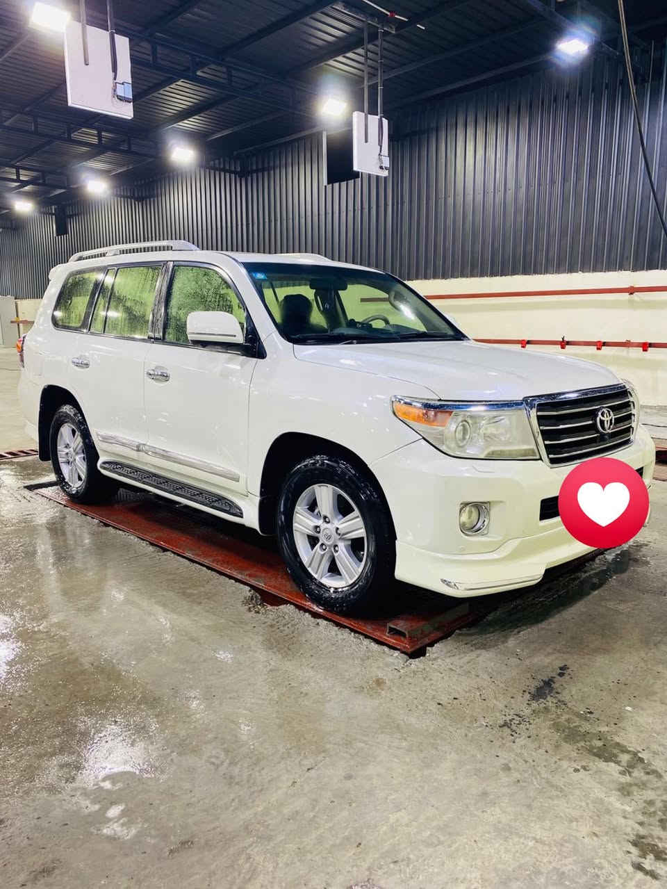 السلام عليكم لادكروز موديل 14 مااعرف بريم فطيم مااعرف السياره فول وبيه تخم تاير جديد وحداديه جديده ترايه مالت 20 رقم بغدادمشروع وطني بااسمي  بيه صبغ عام جماليه ومبدل عكال السياره اثر قدر الله يجفيكم الشر ماشيه 150 الف العنوان كربلاء 
والسعر 3شدات و20وبيه مجال قليل والي يشوفه غاليه عليه يعبر المنشور وايه الرزق اي استفسار ***********
