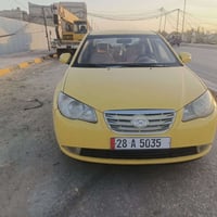 النترا افانتي • ٢٠٠٩ • نجف مصفره