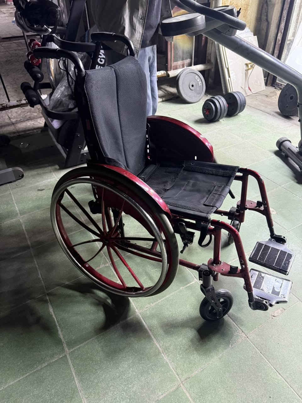 عربه باله رياضي صناعه امريكي السعر ٢٢٥ الف 
***********
