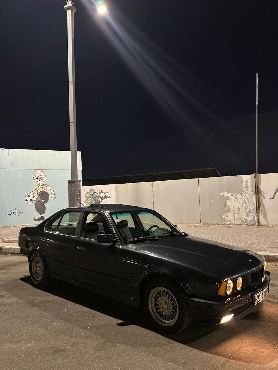 سلام عليكم للبيع بي ام دبليو موديل92 فانوس مسكر كير عادي اصل لسياره بسمي سنويه ل28 ولهزه بعده مصاقطه سعره /40  وبيها مجال بصيط مكاني بصره معقل                                  ***********
