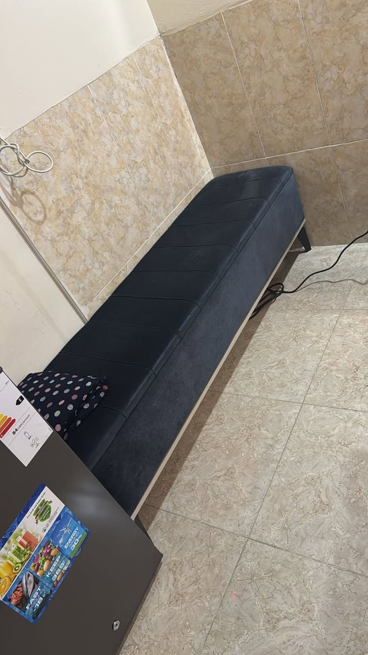غرفه تركي للبيع نظافه ١٠٠
السعر مليون وربع بيه مجال للشراب


**إذا كنت صاحب هذا الإعلان وتريد حذفه لأي سبب، رجاءا أرسل رسالة إلى الدعم الفني**