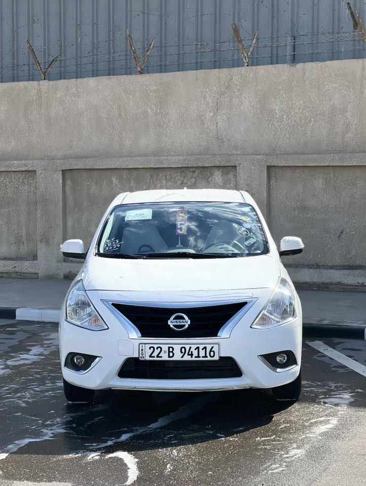 نيسان سني هندي موديل 24
فول مواصفات
بليته زركه 
ماشيه 19000
بيها جاملغ صفحه سايق مبدل
السعر 104 وبيها مجال بسيط 
متوازي على بيعتها عدي ضرف
للأتصال:***********
*********** واتساب
