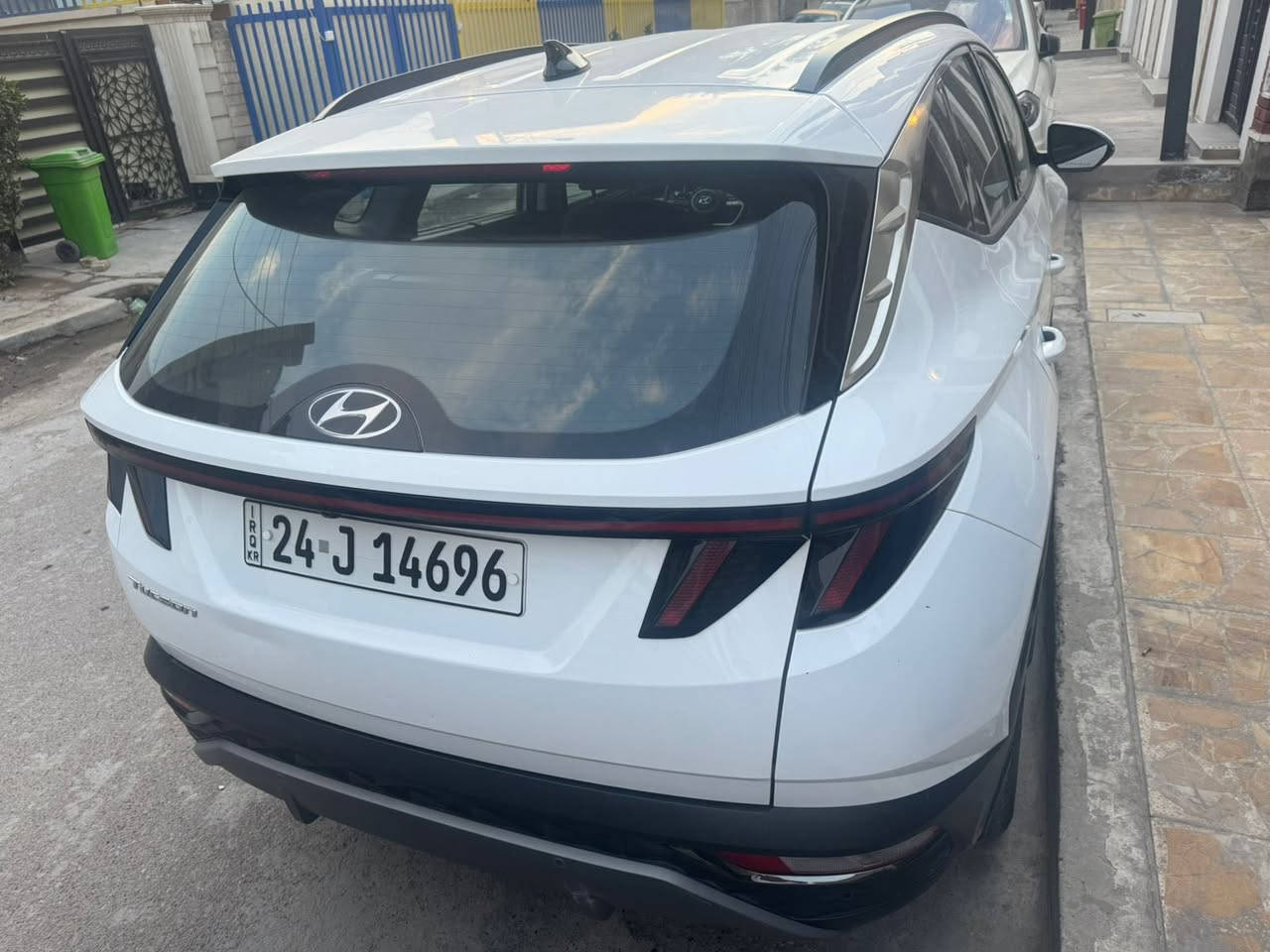 هونداي توسان 2023 – وارد خليجي
🔹 العداد: 64,000 كم
🔹 مقاعد أمامية كهرباء
🔹 مرايا متحركة كهرباء
🔹 ستائر أبواب خلفية
🔹 كامرة + حساسات خلفية
🔹 بصمة تشغيل + دخول ذكي
🔹 شاحن وايرلس

💰 السعر: 210  ورقة بيها مجال 
📞 للاستفسار: *********** 

العنوان / بغداد الدورة
