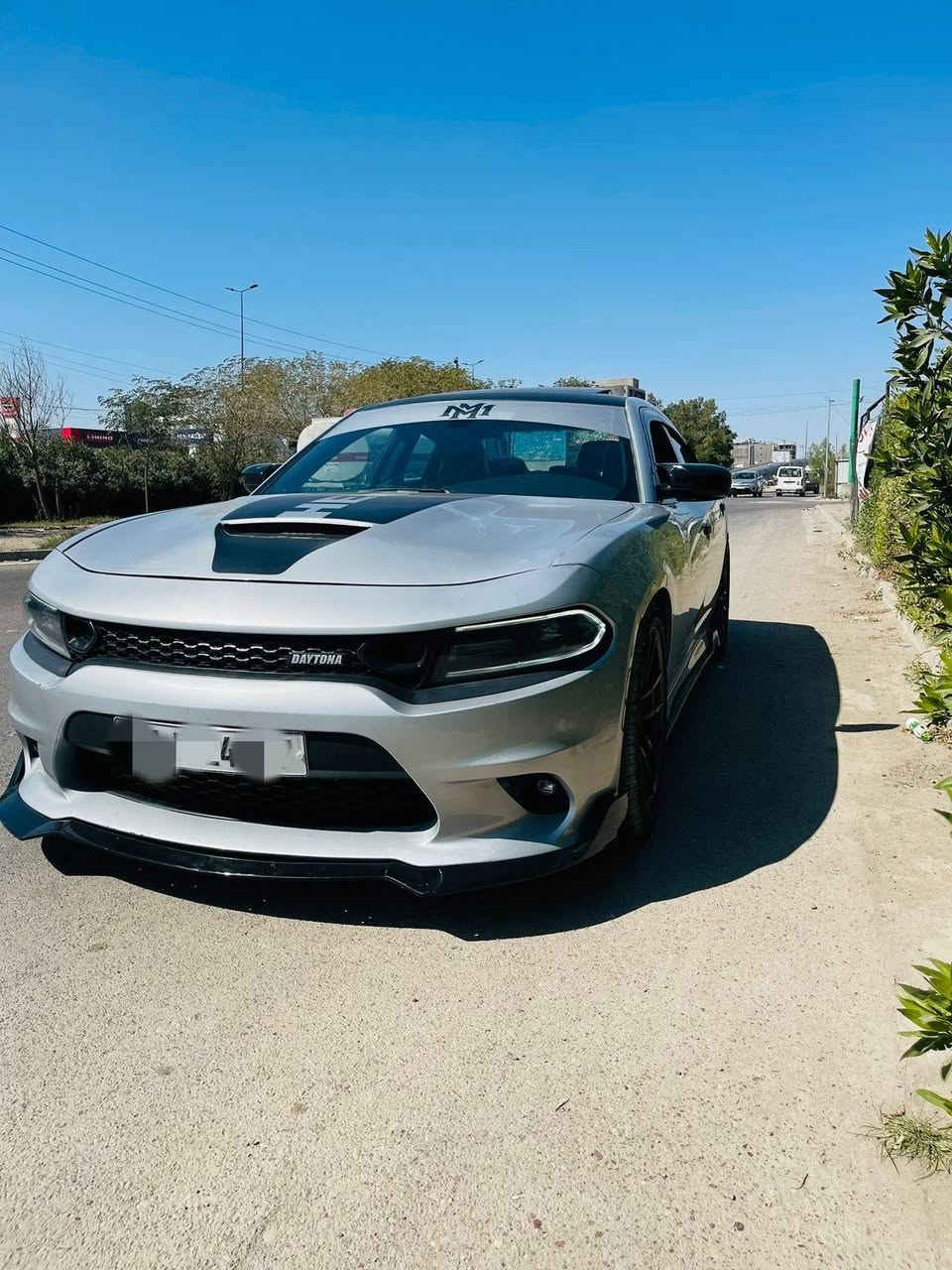 سلام عليكم 🫡 جارجر سكات باك🐝فول مواصفات رقم بغداد الجديد بسمي موديل 2019 سياره جديده كلش ستخدام شخصي حادثه جاملغ وخشم البنيد نفسه مصلح ماشيه 53 حقيقي  /مكاني بغداد الدوره  لل ستفسار اتصال الرقم 67084850 077 //عليها تعديل وإضافات حلوه ✍️ 
1/ هدرز ستيل شورت تيوب 
2/دركه اربي أم اصليه 
3/ دواخل كاربون حقيقي 
4/كشنات كنتاره وجلد خزن ميموري 
5/ ستيرن كهربائي 
6/تدفئه كشنات امامي خلفي 
7/فجوج brembo
8/ لايت LED اصلي 
9/ لايت زنون 
10/فتحت سقف (سلايد ) 
11/نقطه عمياء 
12/ كامره خلفيه 
13 /ويل قياس 20 تو سايز اصلي شرط
14 / سستم صوت ALPlNE  
15/ تشغيل عن بعد 
16 / ذاكره حفظ وضعيات الجلوس (ميموري) 
17/ نظام خرائط GPS 
18 /شاشه كبيره قياس 8.4 انج اوپشنات SRT 
19 / كير شفتر بالستيرن 
20 /جناح خلفي اصلي 
21/ بلوتوث تلفون 
22/ كاجكان اصلي 
23 / لحايه دواسات 
24 / مري باتمان
25 / والف حماوه 82 MOPAR
26 /شوته MOPAR اجتي بيهه 
27 ادامه محرك كامله


**إذا كنت صاحب هذا الإعلان وتريد حذفه لأي سبب، رجاءا أرسل رسالة إلى الدعم الفني**