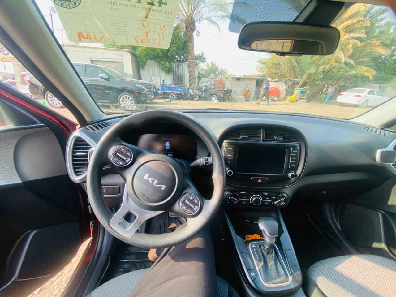 السلام عليكم صول 23 سياره جديده ماشيه 30 ميل  حادثها مرفق بل المنشور يدة باب فقط بيها قطعتين كلير من امريكا بدون دواخل عداها كفاله بدون ايرباك بجم كفاله
رقم اربيل باسمي شخصيا تريد تحويل تريد وكاله 
السعر والاستفسار اتصال ع الرقم 

***********

***********
