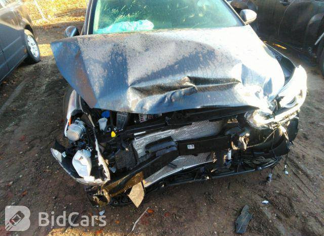 كيا فورتي وارد امريكي نص موصفات 
معوقين 
الموديل 2021
صور الحادث. بامريكاا موجود بصورة
السعر 135
 الرقم ***********
المكان السماوة
