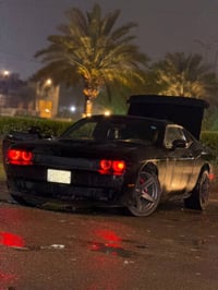 دوج جالنجر مديل 21  حادث جاملغ وبنيد مبدل فخذه جه سايق بامريكا  ماشيه ...