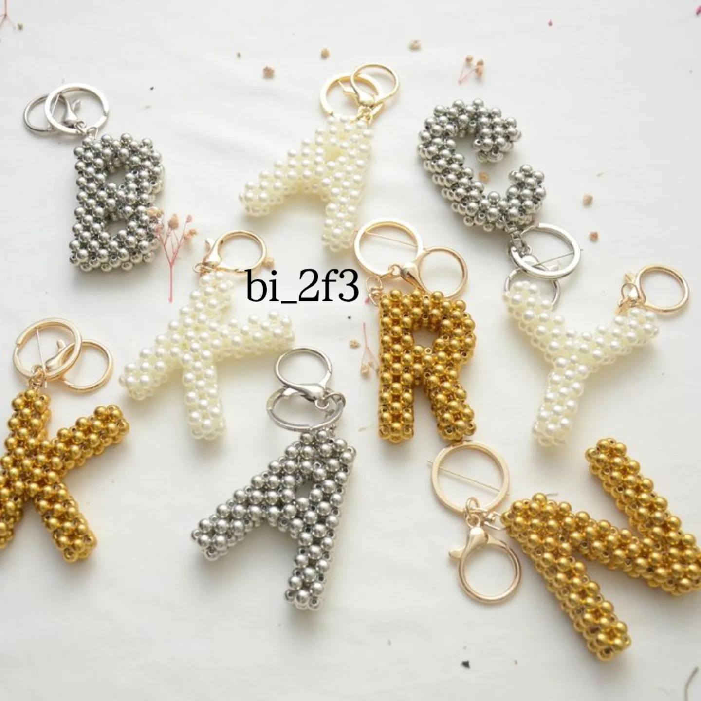 السلام عليكم
متوفر 
#ميدالياتً خرز لؤلؤ الاكريليك الشفاف المضلع الاصلي 🕊️🩵
#مصنوعة يدويا بالكامل  متينة وقويه 🌝🌝
#الكل صنعت حبه حبه لتكون نتيجه تعجبكم و تسر نظركم 🥰🫣
#متوفر جميع الالوان حسب الطلب 🥰
#لايكاتكم 🥹
ضيفوني انستا bi_2f3 متوفر حقائب جميع الموديلات


**إذا كنت صاحب هذا الإعلان وتريد حذفه لأي سبب، رجاءا أرسل رسالة إلى الدعم الفني**