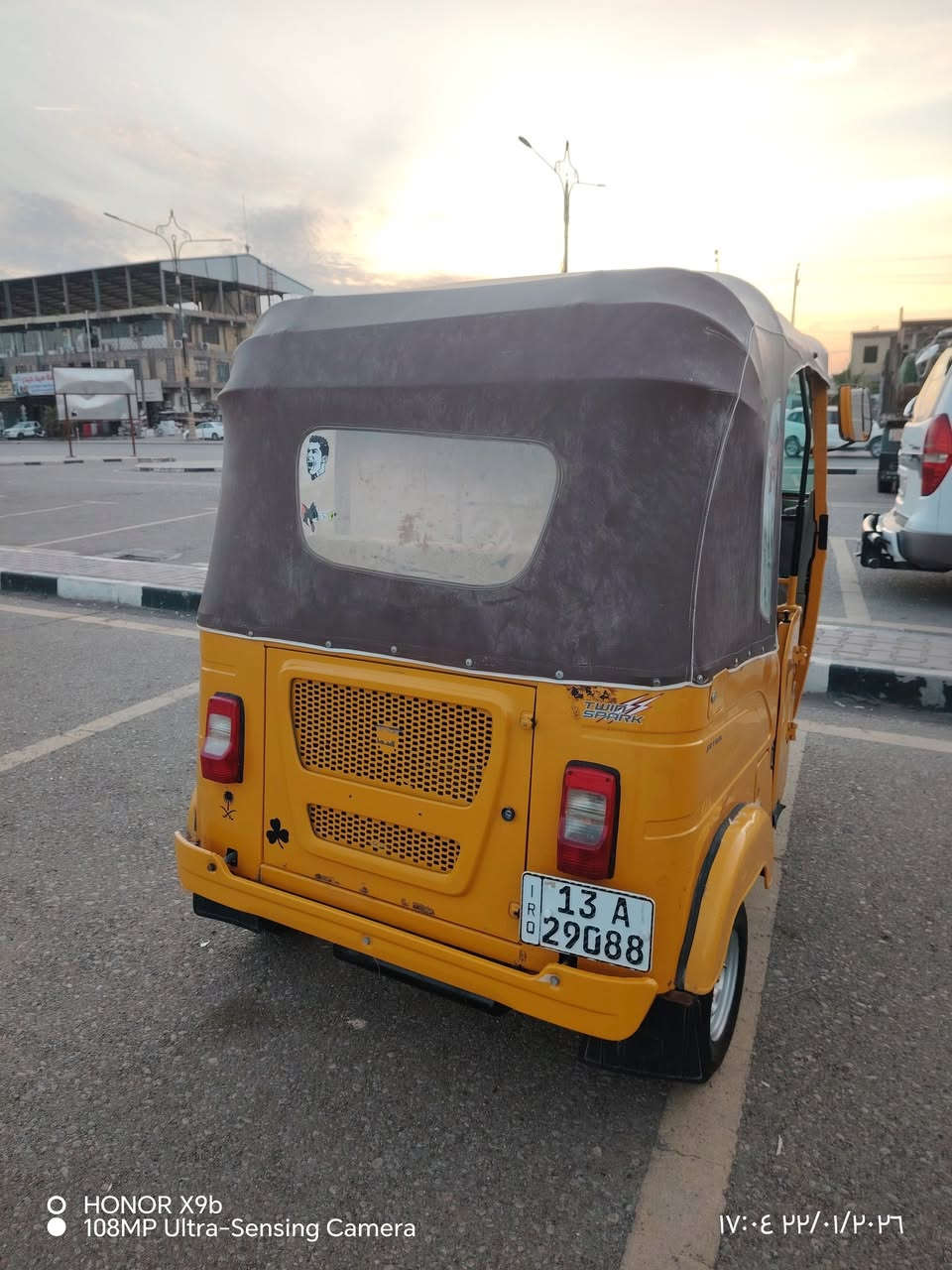 سلام عليكم...  تكتك البيع مرقم  2022محرك مكفول كشره كفاله***********
