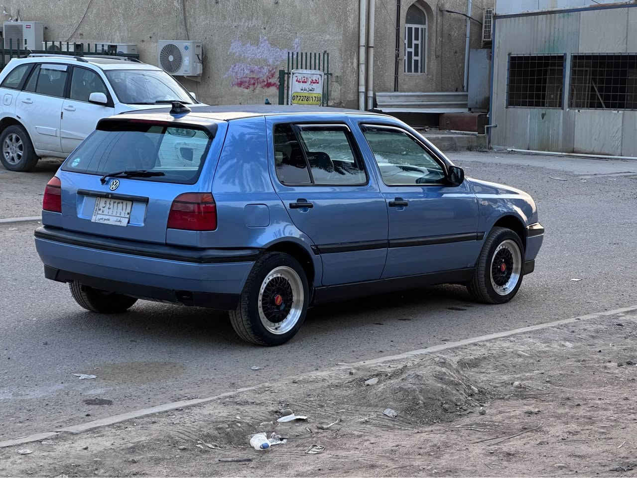 للبيع كولف موديل 1992محرك 1800 قبق اسود المرغوب

كير اوتماتيك تبريد شغال تتفه شغاله كهربائيات كلها شغاله

رقم بغداد سنويه عضم عاج تحويل شوكت متحب اني حاضر

سياره جاهزه ما بيها نقص اي شي ومعمرها بل جديد ع ايدي

مكفوله من اي ضربه او خياس فقط صبغ جماليه صور قبل الصبغ عندي 
داخل كلش نضيف ما بي اي شي وكلشي بل سياره شغال 

صدرين جدد مبدل ترايها ناعم تخم تاير جديد تخم ويل جديد

جام كهرباء شغال سنتر لوك مسجل بلوتوث سستم صوت 

سياره مصروف عليها كلش هوايه وما بيها شي ممسوي 

السعر 47 ورقه وبي مجال للشراي العنوان بغداد حي الخضراء 
*********** للستفسار اتصل ممتواجد ع النت بغداد, العراق
