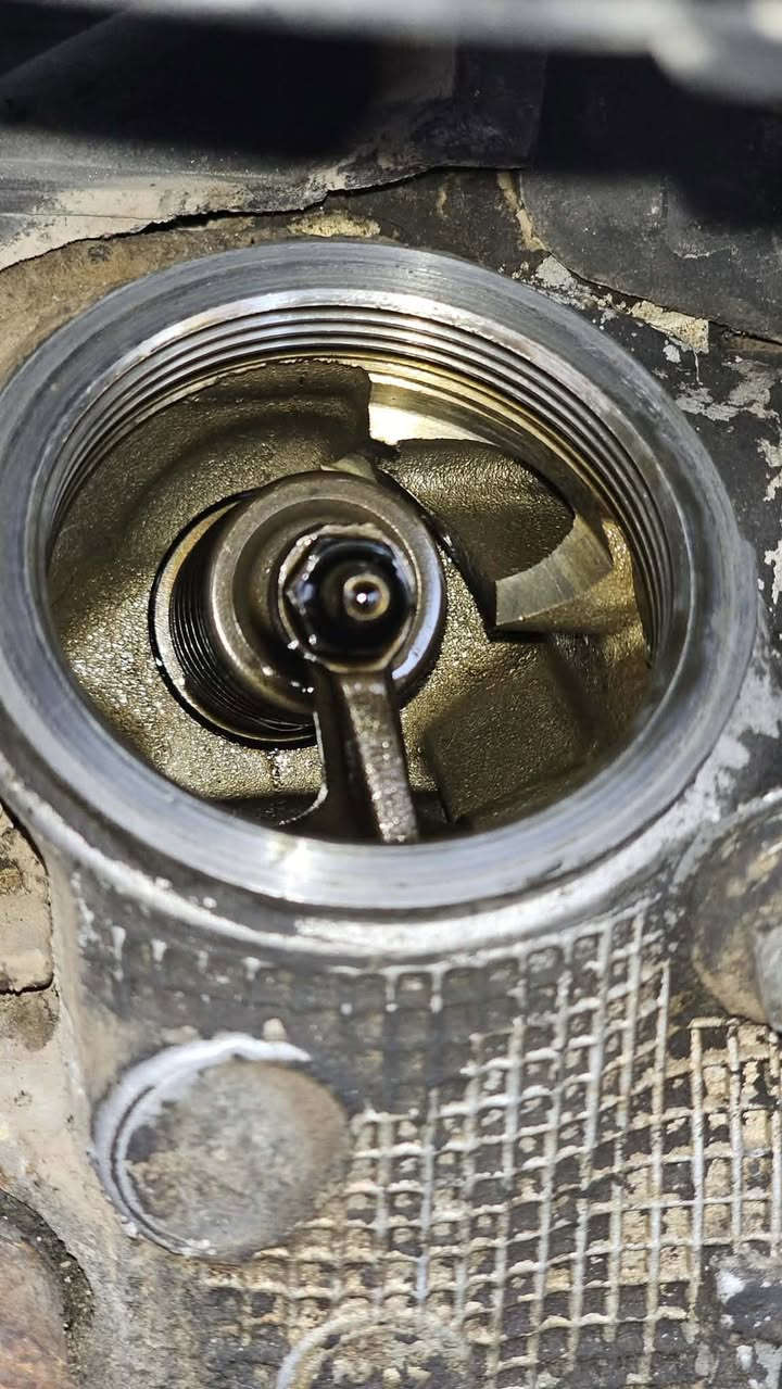 السلام عليكم داجه فراشه مال حاويه جديده كله شغال مختمه خدم واحد جديده مكينه  داخله ابيضّ السعر 575 وبيه مجال قليل رقمي ***********  مكان بابل سياحي
